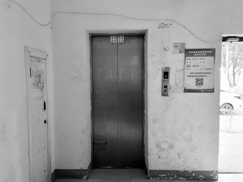 17年電梯頻出故障，業主驚魂的“任性下墜”